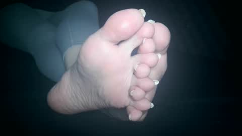 Viv West online show from 2, 10, 2025