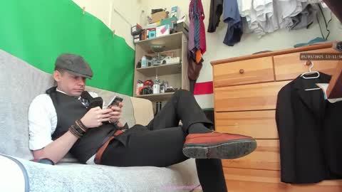 Virg Lszl online show from 5, 3, 2025