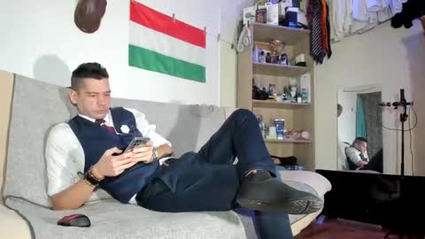 Virg Lszl online show from 15, 12, 2025