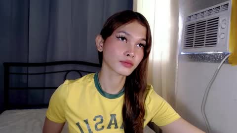 Snapshot of temptation_lily chatting on 23, 5, 2026 Lily online show from 23, 5, 2026