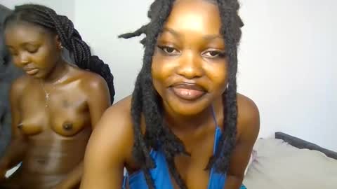 Snapshot of tempting_tiah chatting on 15, 11, 2025 tiah online show from 15, 11, 2025