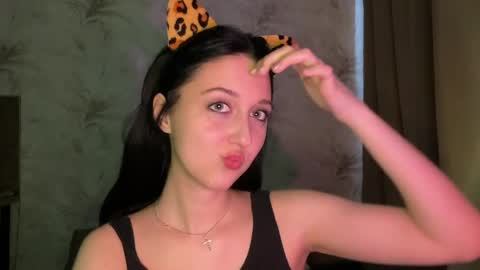 temptingvision online show from 25, 4, 2026