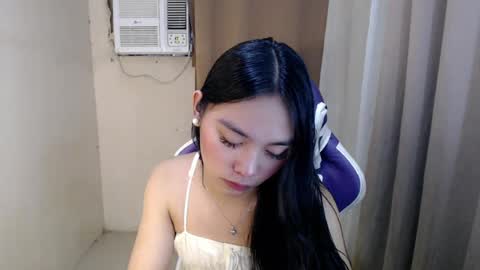YOGIRL MAXINE online show from 22, 7, 2026