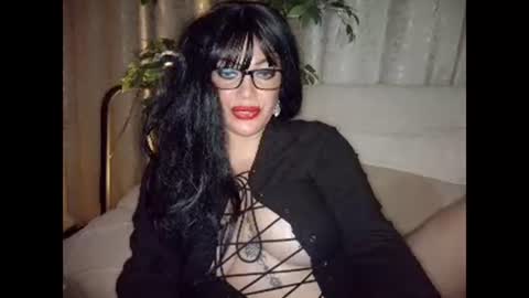 talia i m  french girl online show from 4, 6, 2026