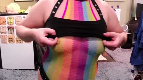 Pixie and Tentacle Overlord online show from 4, 1, 2025