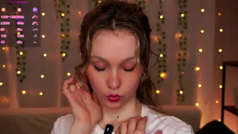 Hey Im Aneta  online show from 4, 7, 2026