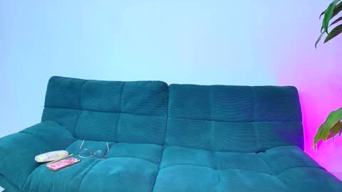 tender_dust online show from 9, 3, 2025