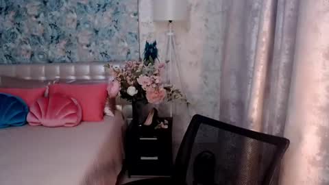 Snapshot of tenderlybae12 chatting on 28, 2, 2025 Tenderlybae online show from 28, 2, 2025