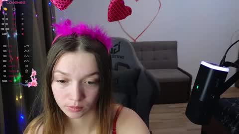 Tender Mia online show from 16, 2, 2025