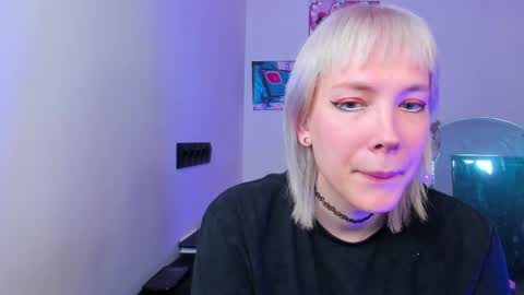 Snapshot of tenebrise chatting on 17, 5, 2026 Kira online show from 17, 5, 2026
