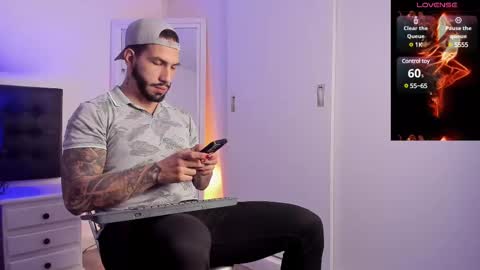 Teo Ferrer online show from 9, 3, 2025