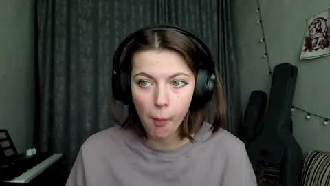 Anny Simpson online show from 5, 2, 2026