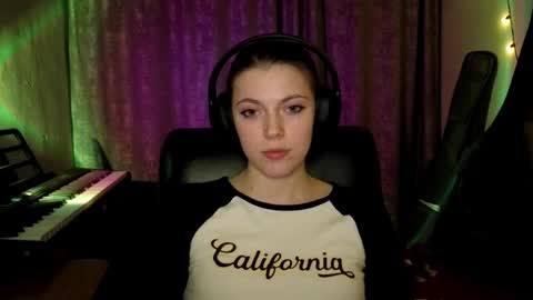 Anny Simpson online show from 16, 3, 2026