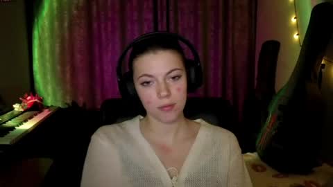 Anny Simpson online show from 13, 4, 2026