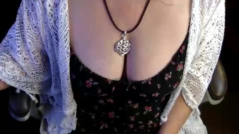 Snapshot of tessa_foxxx chatting on 6, 11, 2025 tessa_foxxx online show from 6, 11, 2025