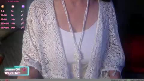 Snapshot of tessa_foxxx chatting on 25, 11, 2025 tessa_foxxx online show from 25, 11, 2025