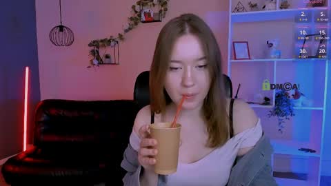 tessa_tea online show from 9, 5, 2026