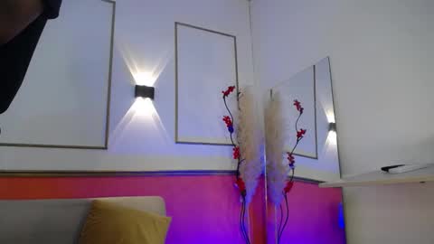 Snapshot of tessachains chatting on 8, 11, 2025 tessachains online show from 8, 11, 2025