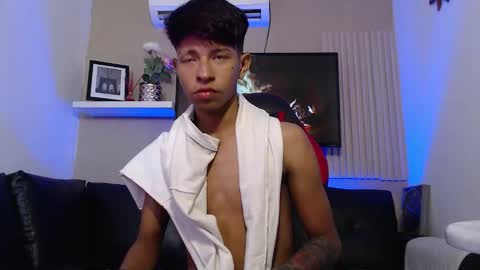 Snapshot of tessachains chatting on 15, 11, 2025 tessachains online show from 15, 11, 2025