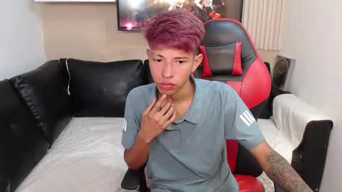 Snapshot of tessachains chatting on 17, 11, 2025 tessachains online show from 17, 11, 2025