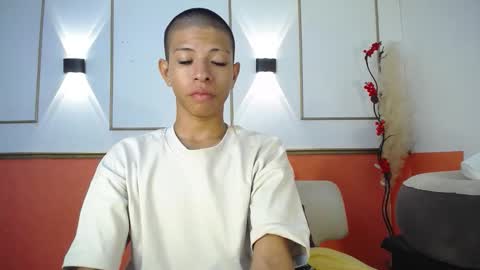 Snapshot of tessachains chatting on 26, 11, 2025 tessachains online show from 26, 11, 2025