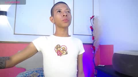 Snapshot of tessachains chatting on 27, 11, 2025 tessachains online show from 27, 11, 2025