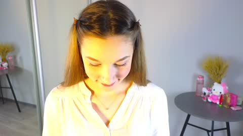 Snapshot of tessacutie chatting on 3, 2, 2025 Tessa online show from 3, 2, 2025