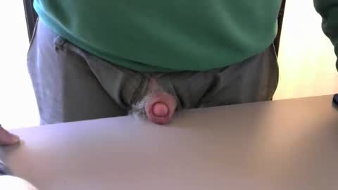 Snapshot of testechat chatting on 26, 11, 2025 Test the Chat online show from 26, 11, 2025