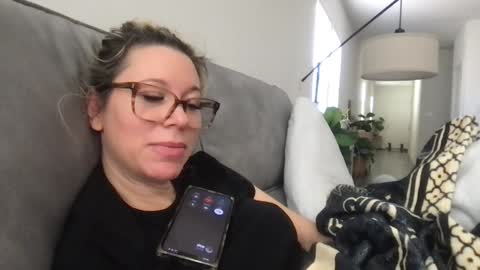 Snapshot of texas_blonde chatting on 4, 11, 2025 Daphne Summers online show from 4, 11, 2025