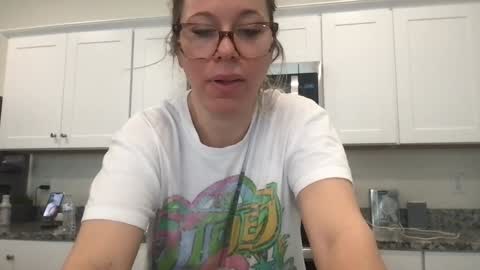 Snapshot of texas_blonde chatting on 14, 11, 2025 Daphne Summers online show from 14, 11, 2025