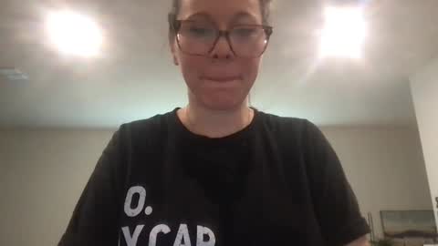 Snapshot of texas_blonde chatting on 8, 4, 2026 Daphne Summers online show from 8, 4, 2026