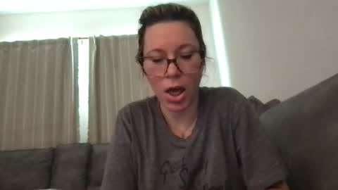 Snapshot of texas_blonde chatting on 6, 7, 2026 Daphne Summers online show from 6, 7, 2026
