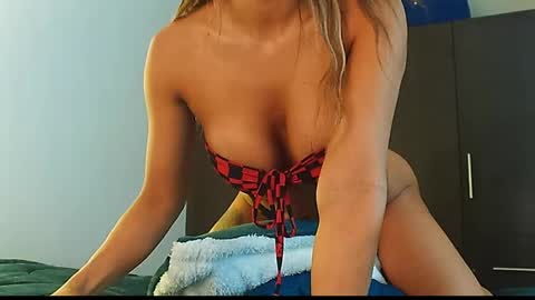 texas_curvykitten online show from 22, 5, 2026