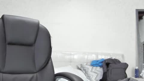 Snapshot of teylor_creed chatting on 22, 2, 2025 teylor creed online show from 22, 2, 2025