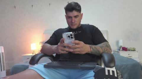 Snapshot of teylor_creed chatting on 2, 3, 2025 teylor creed online show from 2, 3, 2025