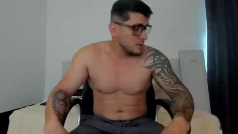 Snapshot of teylor_creed chatting on 4, 10, 2025 teylor creed online show from 4, 10, 2025