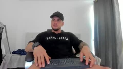 Snapshot of teylor_creed chatting on 21, 10, 2025 teylor creed online show from 21, 10, 2025