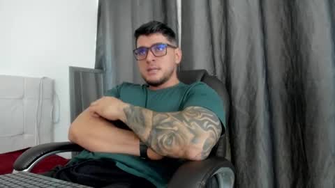 Snapshot of teylor_creed chatting on 10, 11, 2025 teylor creed online show from 10, 11, 2025