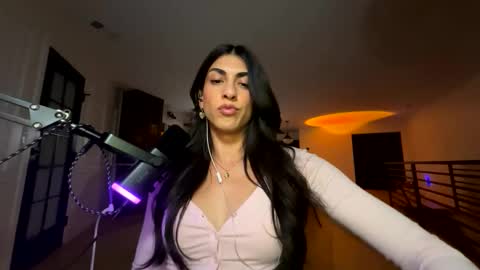 babygirlmami online show from 6, 3, 2026