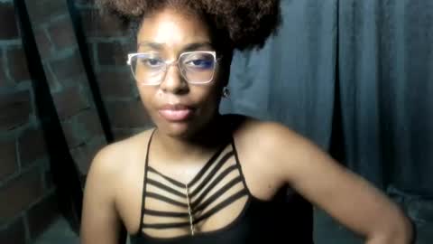 thaimy_ online show from 16, 6, 2026