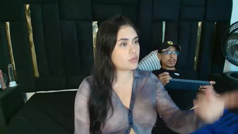 Snapshot of thaisadara24 chatting on 18, 12, 2025 T H A I S online show from 18, 12, 2025