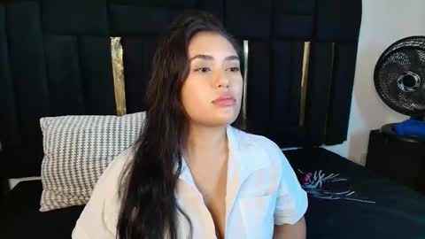 Snapshot of thaisadara24 chatting on 18, 2, 2026 T H A I S online show from 18, 2, 2026
