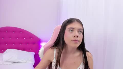 Thalia  online show from 25, 4, 2026