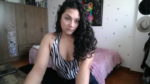    online show from 25, 4, 2026