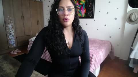    online show from 12, 6, 2026