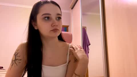 Yumi online show from 4, 3, 2026