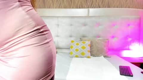 Snapshot of thaliawest chatting on 13, 6, 2026 ThaliaWest online show from 13, 6, 2026