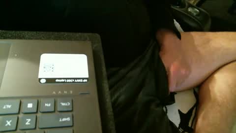 Snapshot of thameslee chatting on 20, 12, 2024 Thames online show from 20, 12, 2024