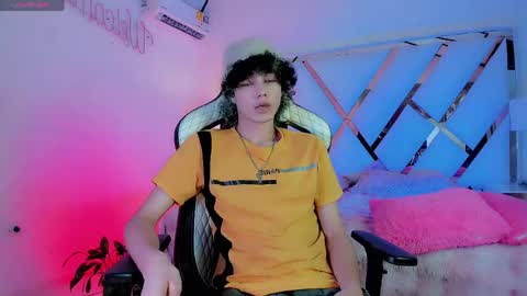 thanier_18 online show from 22, 4, 2026