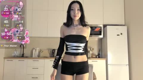 thanos_world1321002 online show from 21, 2, 2025